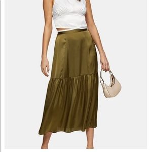 Green satin skirt topshop NWT